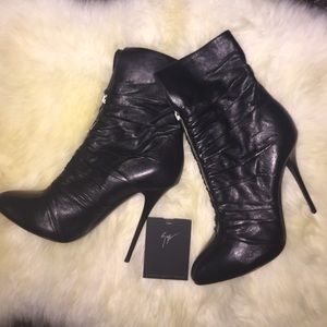 Giuseppe Zanotti Ruched Boots