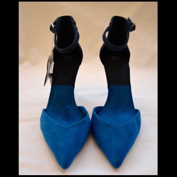 Zara Shoes - Zara Two-Toned Blue Suede Kitten Heels