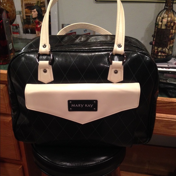 MaryKay Bag with inside tote that can be taken out