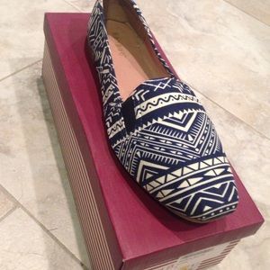 Bamboo size 9 women's shoe
