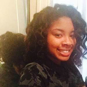 Meet your Posher, Latricia