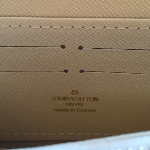 SOLD - Picture 3 of 4