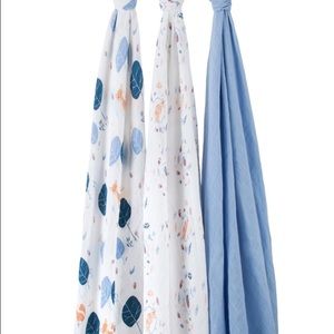 Aden & Anais Into The Woods organic swaddles