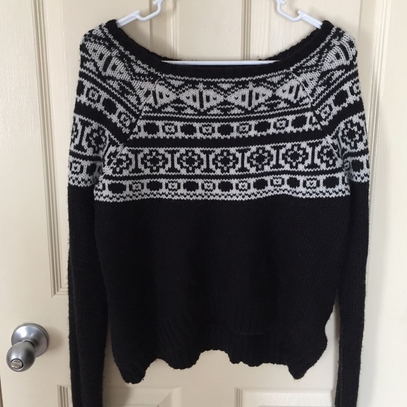 Black & White American Eagle Sweater Size Small