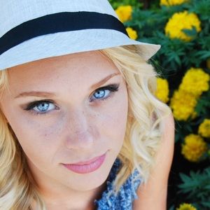 Meet your Posher, Kailey