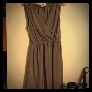 Taupe/grey dress