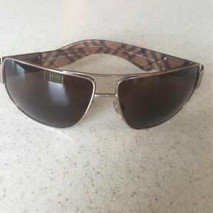 Burberry sunglasses