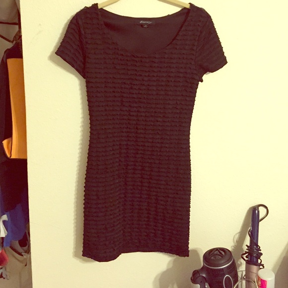Cute Textured black dress! - Picture 1 of 2