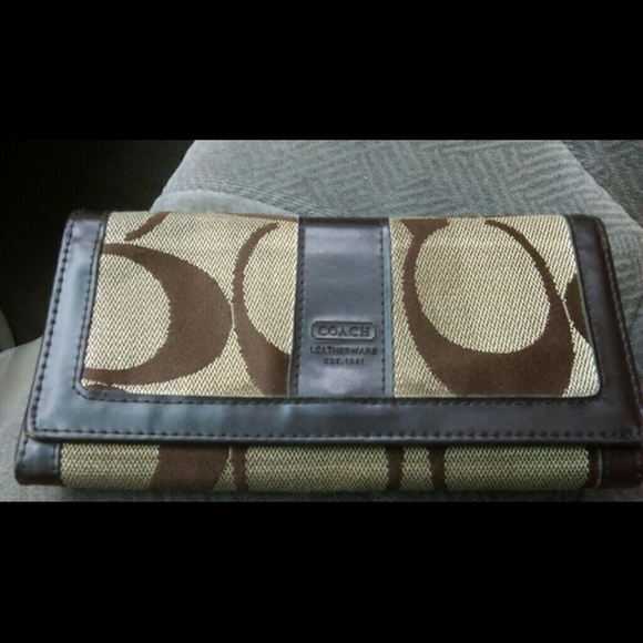 Coach wallet