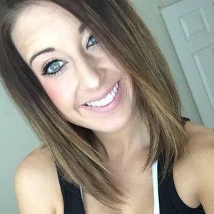 Meet your Posher, Tayler