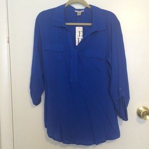 M Blue Dahlia Top NEVER WORN