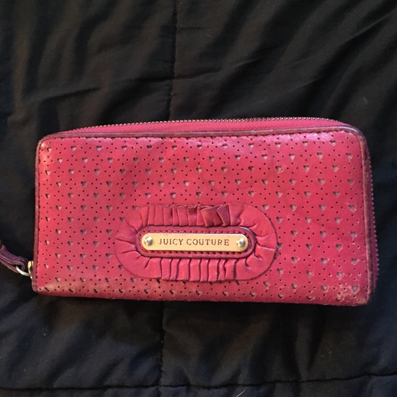 Juicy Couture zip around wallet