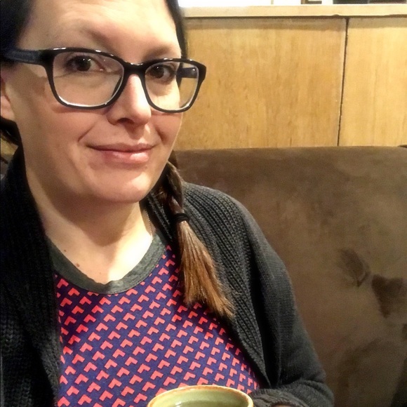 Meet your Posher, Ashley - Picture 1 of 1