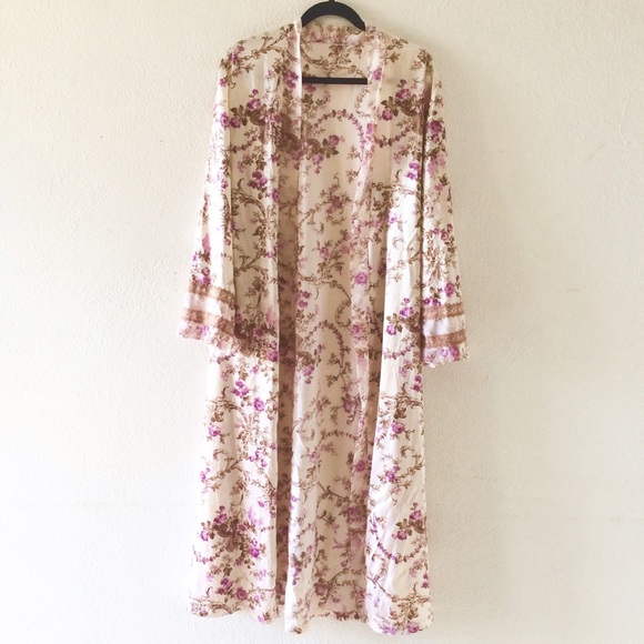 N/A Tops - floral & lace sleeve duster kimono