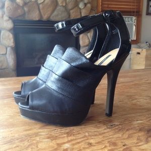 Forever 21 black heels