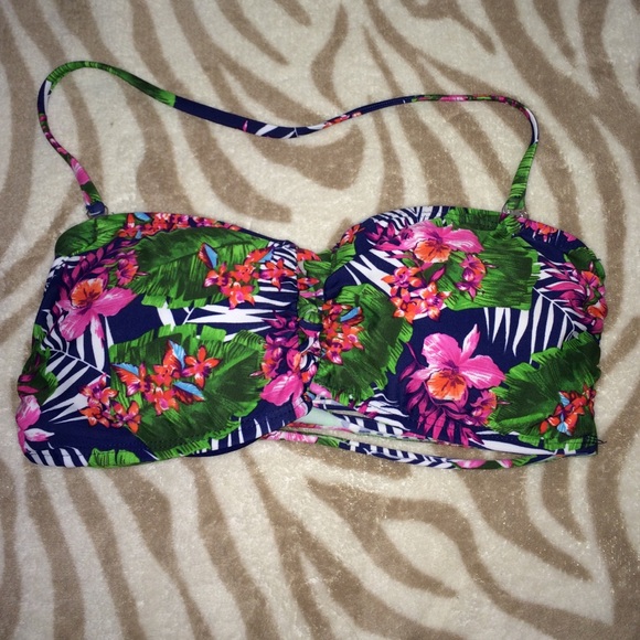 Bikini top