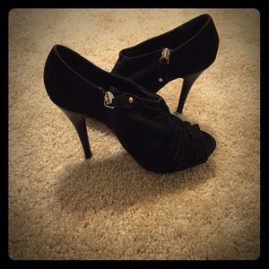 NEVER WORN Black Suede Open Toed Booties
