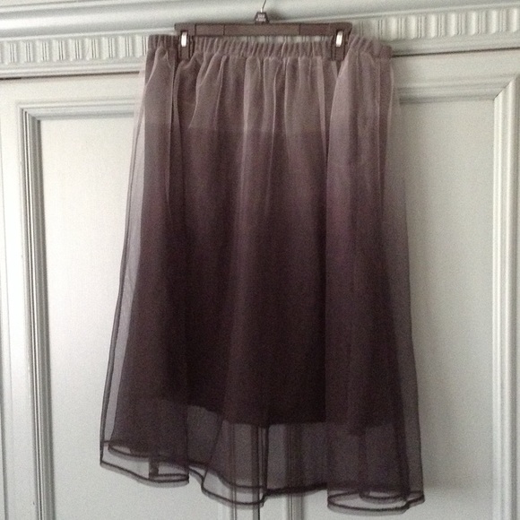 Tulle skirt, high waisted.