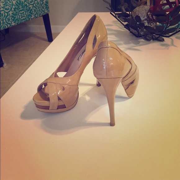 H by Halston Shoes - H by Halston Tan patent leather Pumps