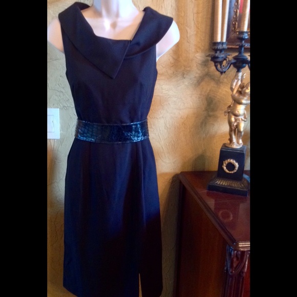 Black Power Work Dress - Picture 1 of 4