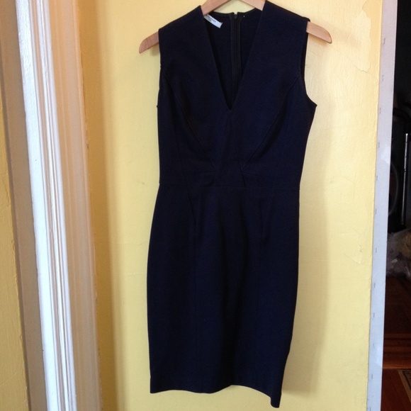 Givenchy Dress 🌸Very Chic🌸 - Picture 1 of 4