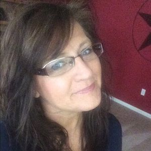 Meet your Posher, Rita