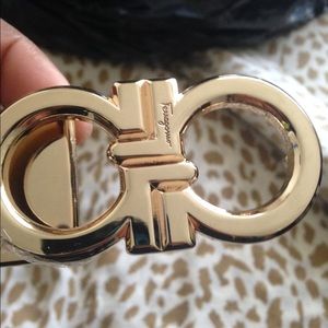 Black ferragamo belt. 125cm 100% authentic