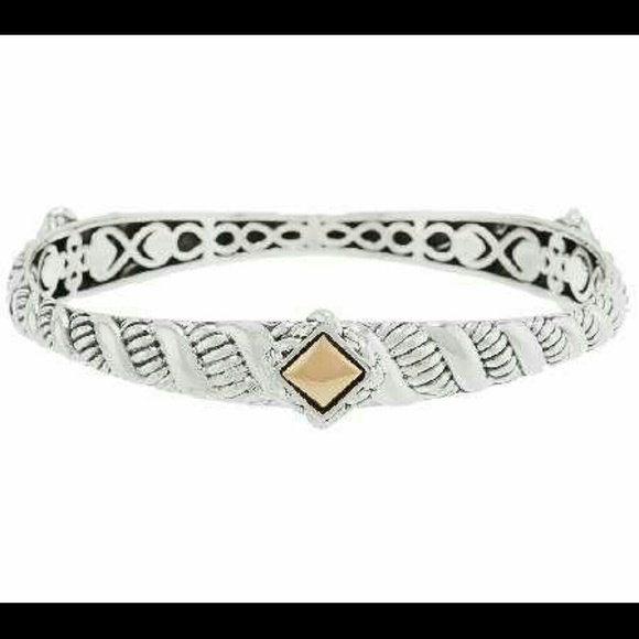 Jai By John Hardy Bangle 24 hr sale 😍😎🙌💟