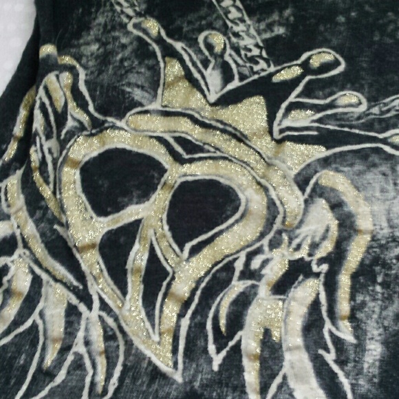 Wet seal t-shirt - Picture 2 of 3