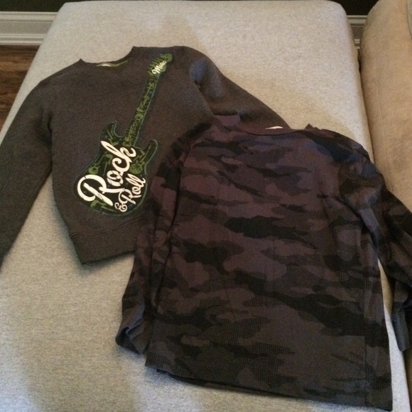1 boys long sleeved shirts size 7