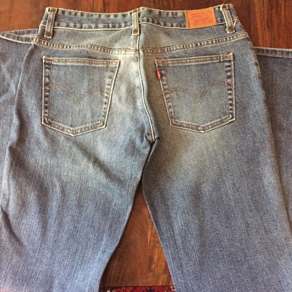 Levi's boot cut jeans - Picture 2 of 4