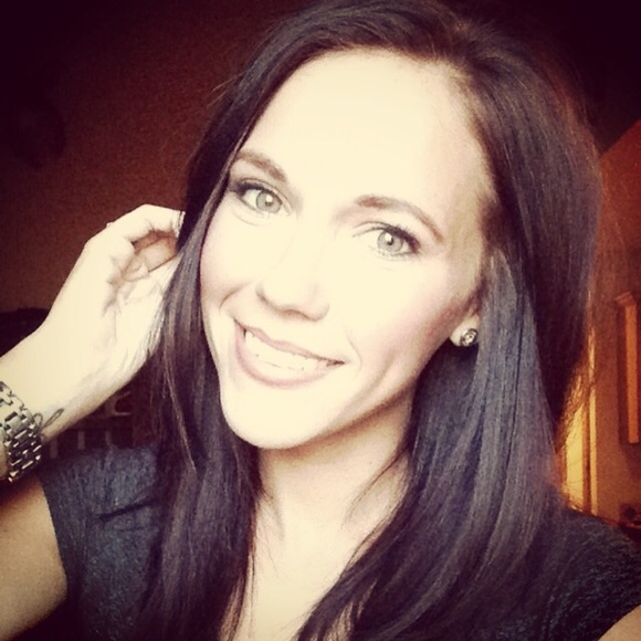 Meet your Posher, Brittaney