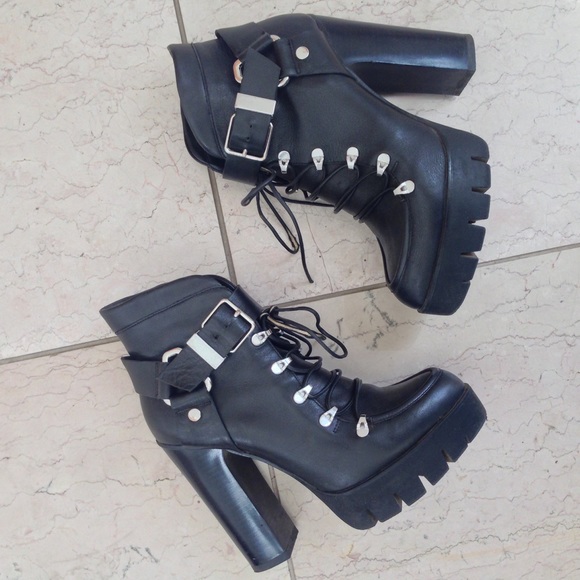 Zara Booties✨