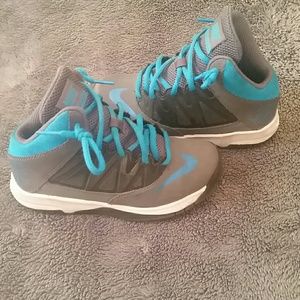 Boys Nike size 12.5