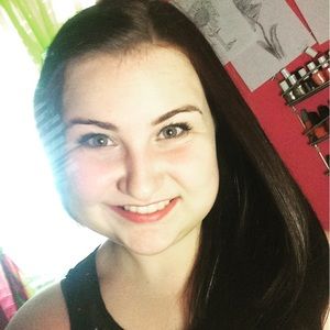 Meet your Posher, Tessa