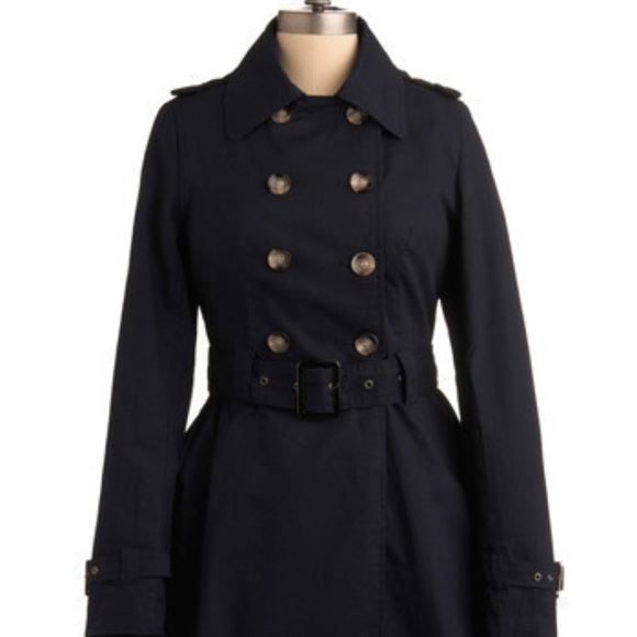 Sharp Dresser Trench Coat