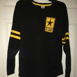 VS Varsity Crew Army shirt