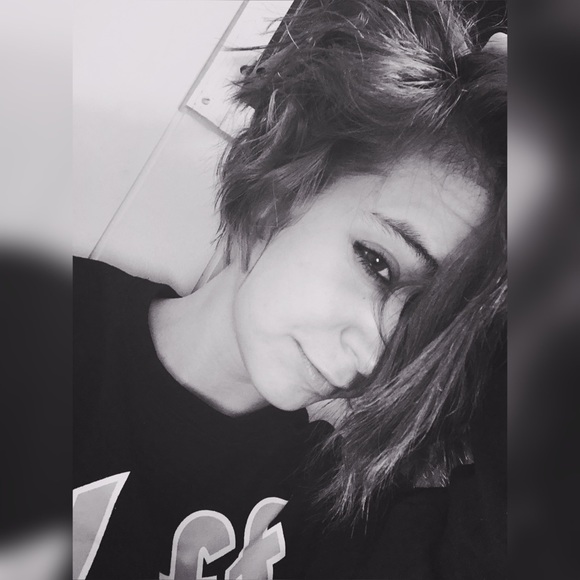 Meet your Posher, Bri