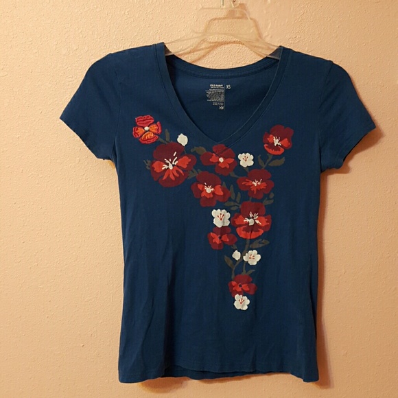 Old Navy v-neck