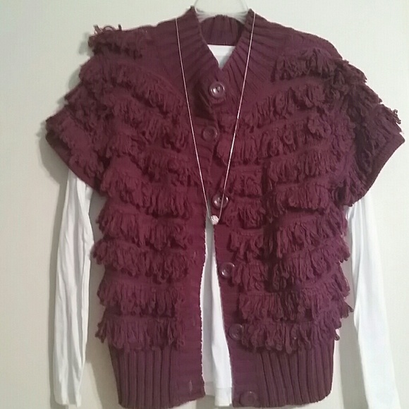 Tru Self short sleeve button up sweater