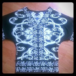 White House Black Market Vneck Tunic