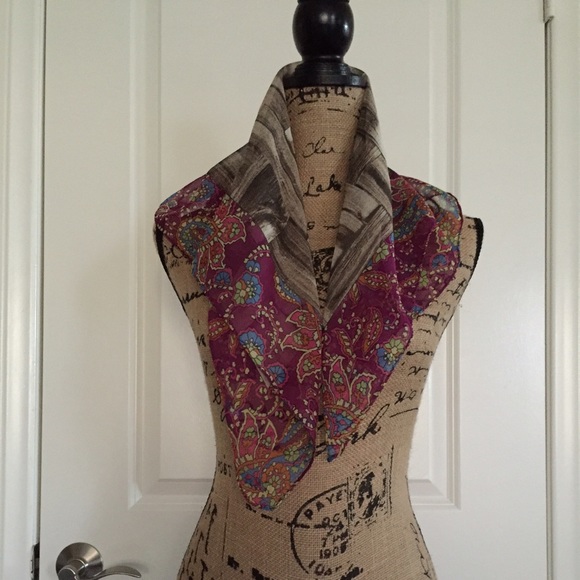 Dolce & Gabbana Woman's Silk Scarf (27" x 29") - Picture 3 of 4