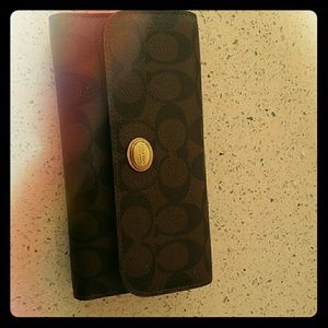 Coach wallet