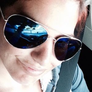 Meet your Posher, Natalie