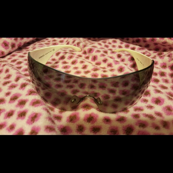 Versace sunglasses (Sold in bundle) - Picture 1 of 3