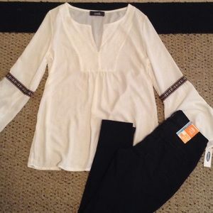 zouk top from boutique. NWOT. Never worn. Size L.