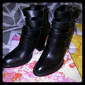 Chinese Laundry Women's Bootie