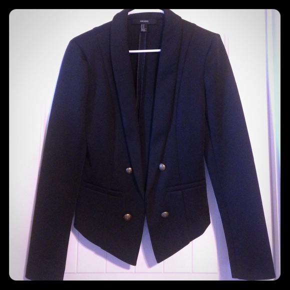 Cropped blazer