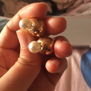 Earing like dior style