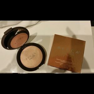 Becca x Jacyln Hill Champagne Pop Highlighter